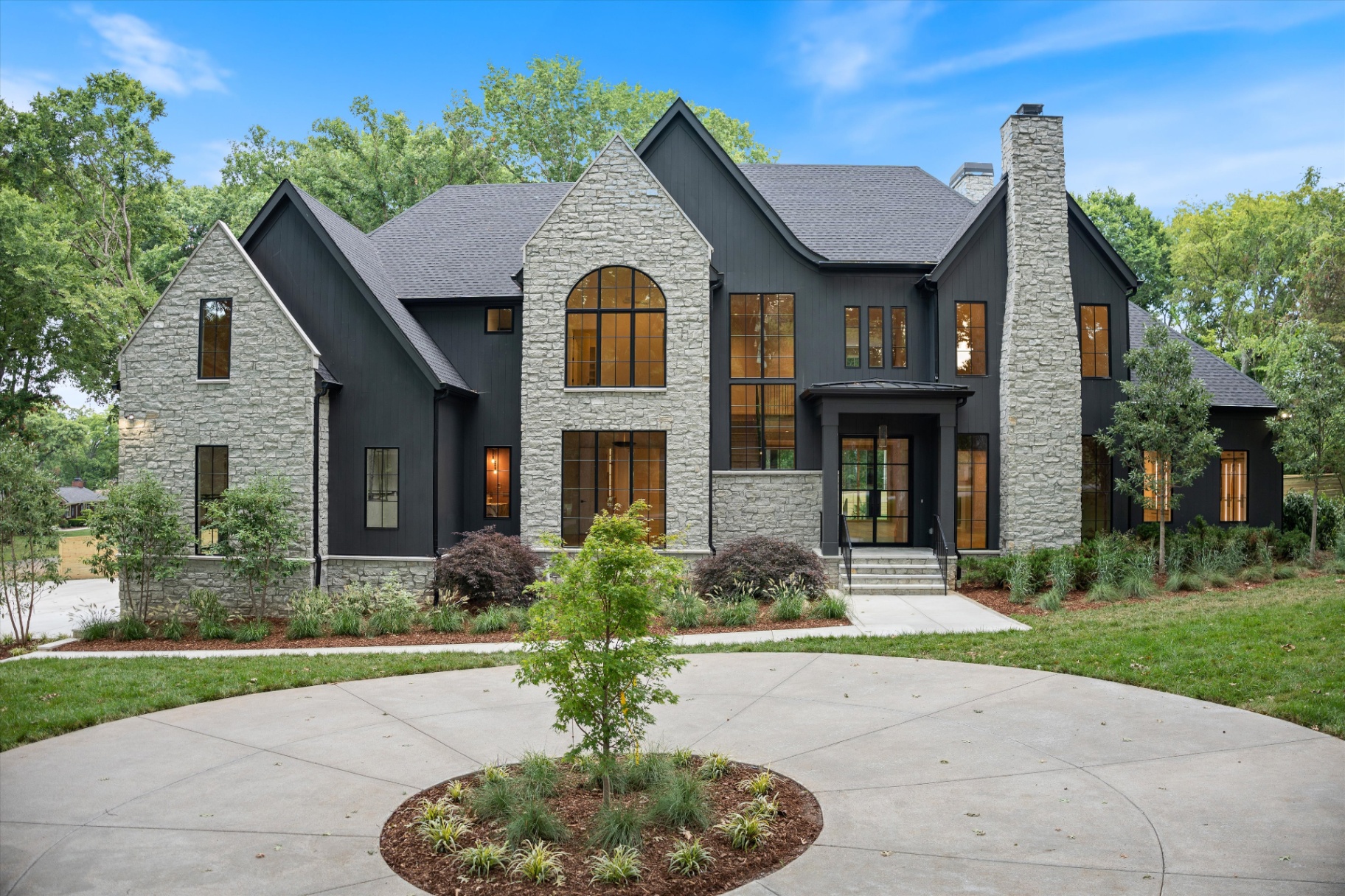 6117 Jocelyn Hollow