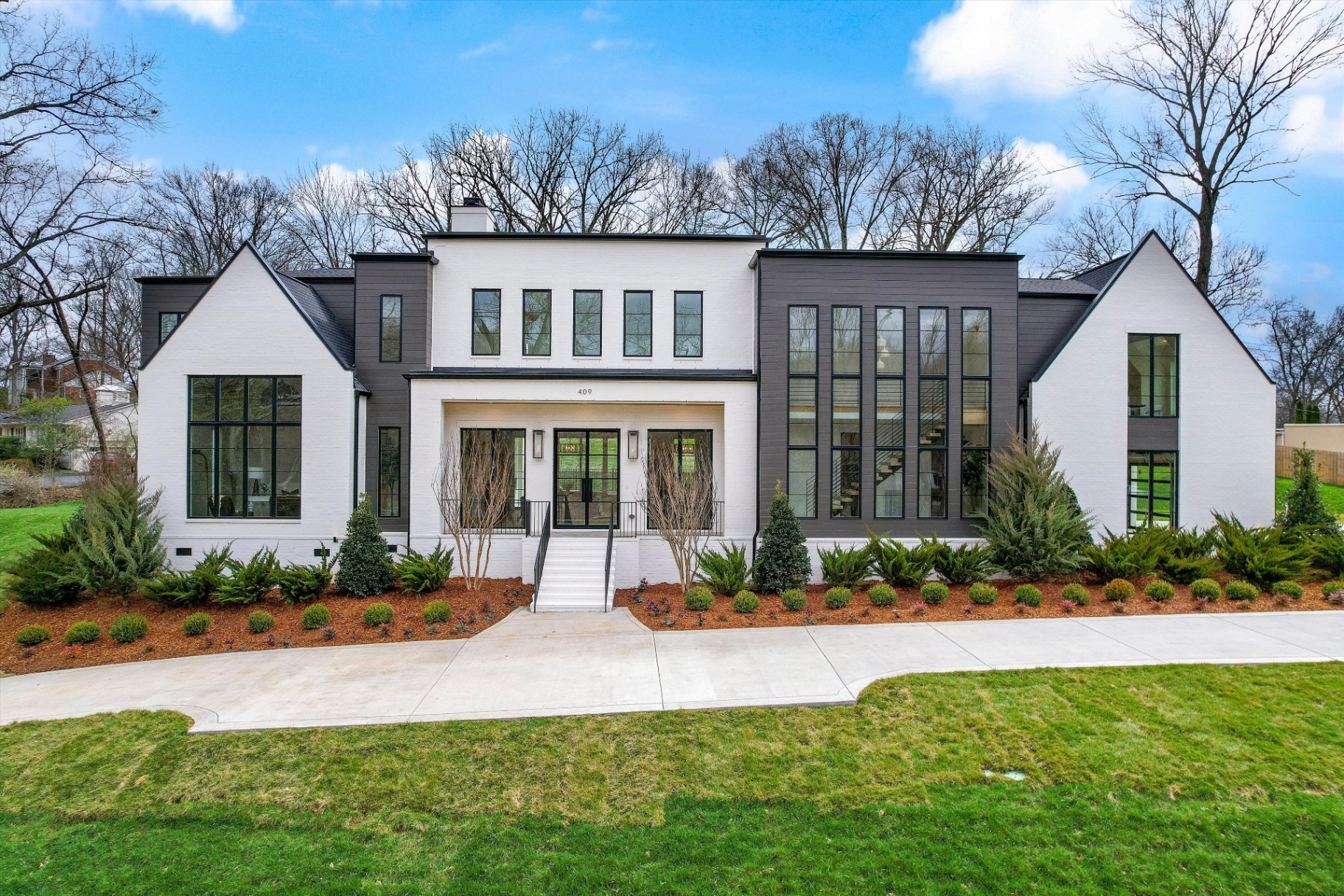 409 Hillwood Boulevard